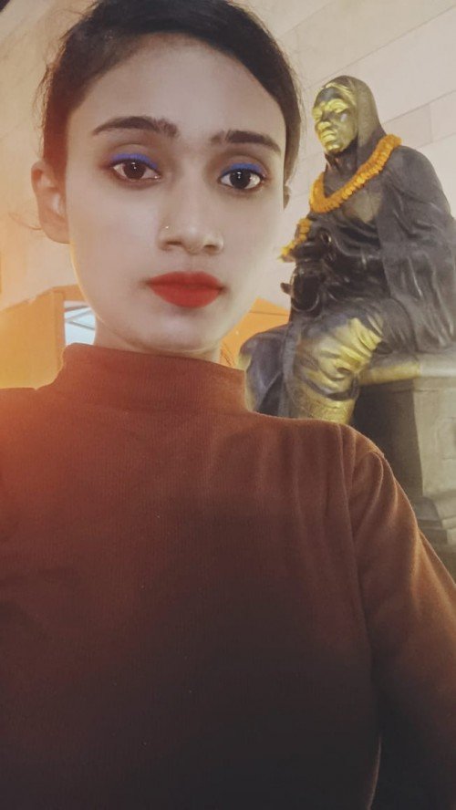 Aradhana Singh  home tutor in Varanasi.